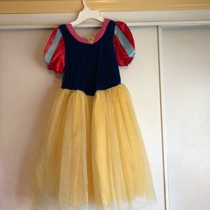 Snow White Halloween costume for kids size 7/8